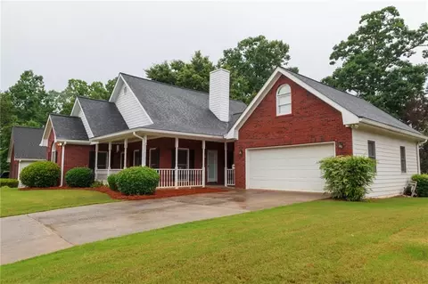 Exterior - 30 Stephanie Ln, Covington, GA 30016 photo 2 of 8