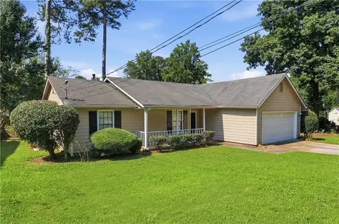 5288 Biffle Downs Rd, Stone Mountain, GA 30088