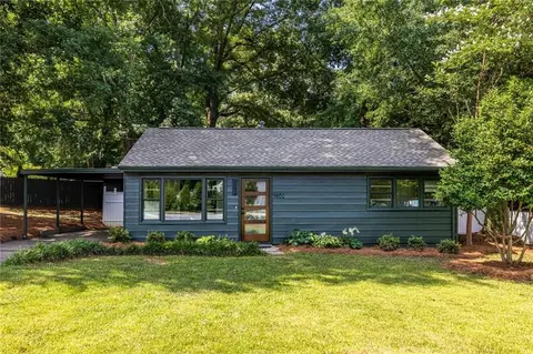 1802 La Dawn Ln NW, Atlanta, GA 30318