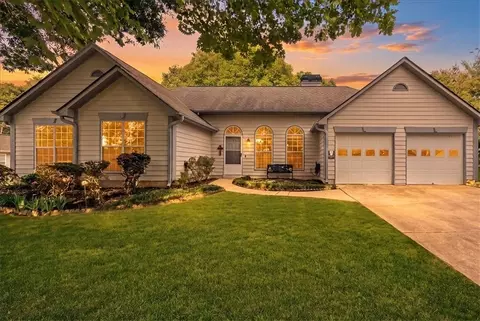 1870 Emerald Dr, Cumming, GA 30040