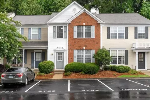 2752 Ashleigh Ln, Alpharetta, GA 30004