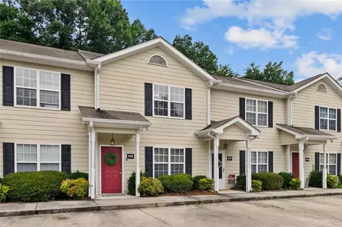 1175 Riverside Ter, Gainesville, GA 30501