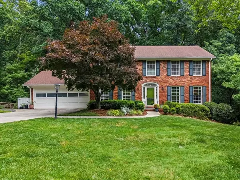 205 Abington Dr, Atlanta, GA 30328
