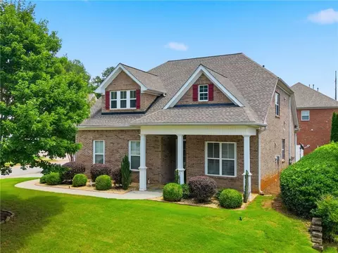 1158 Gateview Dr, Lawrenceville, GA 30046
