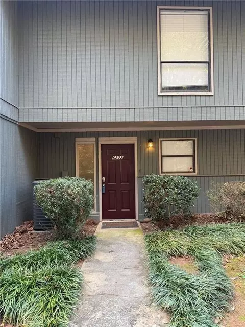 6222 Overlook Rd, Peachtree Corners, GA 30092