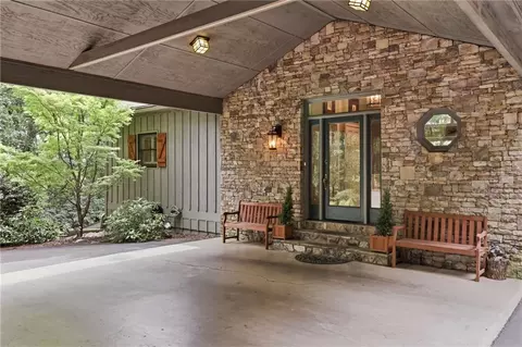 52 Swallow Pt, Big Canoe, GA 30143