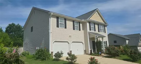 37 Lanier Ct, Hiram, GA 30141