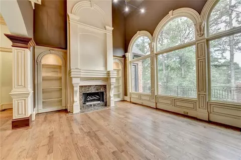 Living - 8130 Formby Ct, Duluth, GA 30097 photo 9 of 23