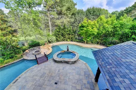 Exterior - 8130 Formby Ct, Duluth, GA 30097 photo 31 of 37
