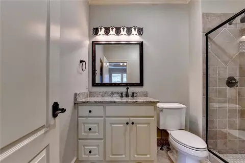 Bath - 8130 Formby Ct, Duluth, GA 30097 photo 12 of 19