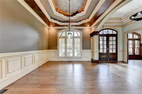 Living - 8130 Formby Ct, Duluth, GA 30097 photo 4 of 23