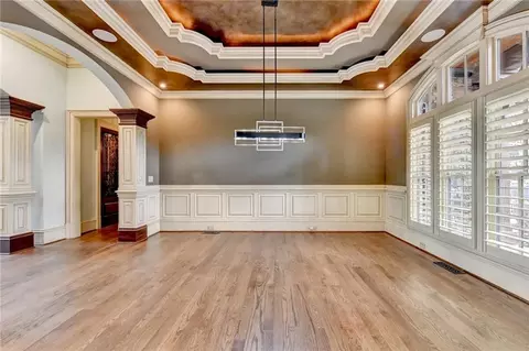 Living - 8130 Formby Ct, Duluth, GA 30097 photo 2 of 23