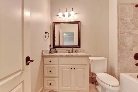 Bath - 8130 Formby Ct, Duluth, GA 30097 photo 11 of 19