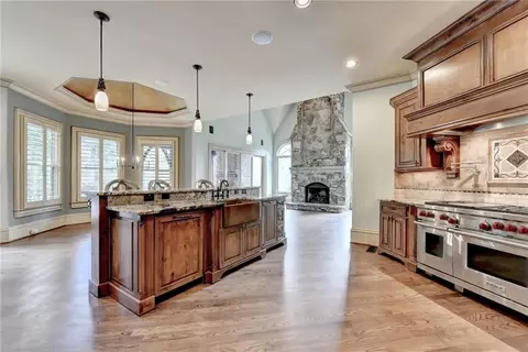 Kitchen - 8130 Formby Ct, Duluth, GA 30097 photo 9 of 17