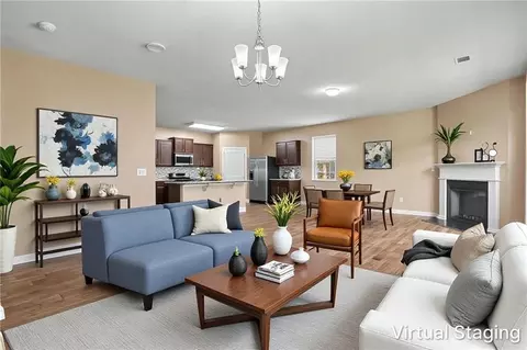 Living - 1886 Osprey Dr, Hampton, GA 30228 photo 2 of 6