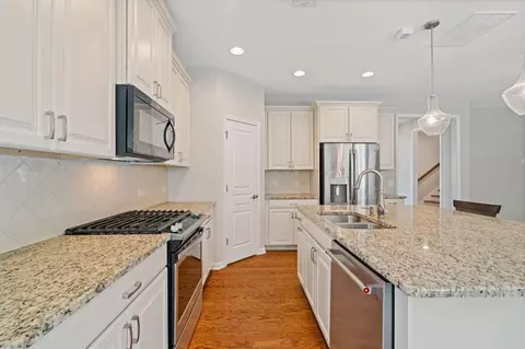 Kitchen - 400 Laurel Spring Ct, Canton, GA 30114 photo 2 of 5