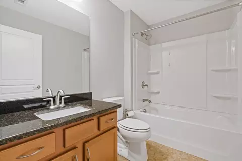 Bath - 400 Laurel Spring Ct, Canton, GA 30114 photo 3 of 3