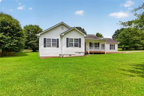 602 Pendergrass Rd, Winder, GA 30680 photo 3
