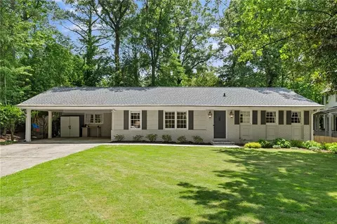 1723 Fernleaf Cir NW, Atlanta, GA 30318