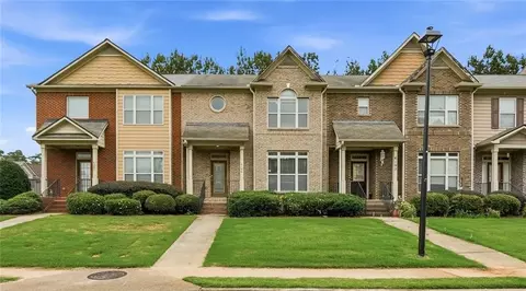 6199 Thorncrest Dr, Tucker, GA 30084