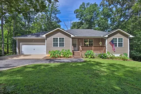 107 Emmette Dr, Dawsonville, GA 30534