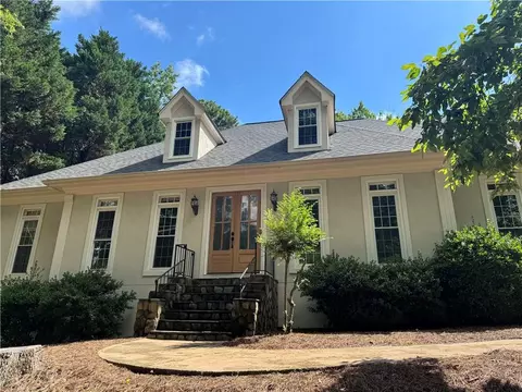 125 Lazy Laurel Chase, Roswell, GA 30076