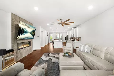 Entry Way - 3435 Pickens St, Duluth, GA 30096 photo 1 of 5