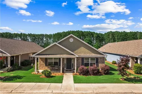913 Widener Memorial Blvd, Winder, GA 30680