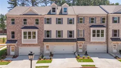 2741 Hallwood Ln, Suwanee, GA 30024