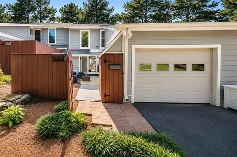 5058 Meadow Ln, Marietta, GA 30068