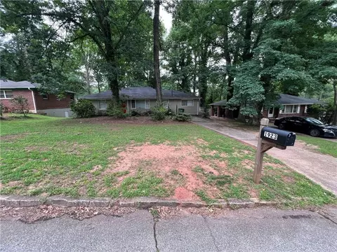 1923 Rosewood Rd, Decatur, GA 30032
