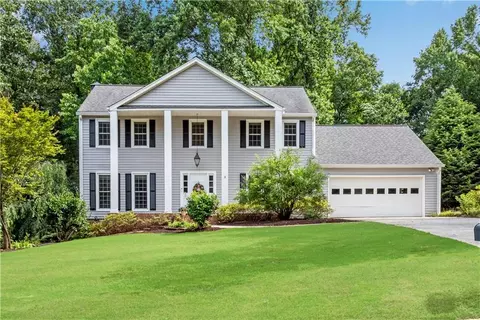 5197 Riverhill Rd NE, Marietta, GA 30068