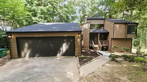 1655 Fieldgreen Overlook, Stone Mountain, GA 30088