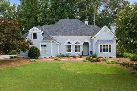 6250 Blackberry Hl, Peachtree Corners, GA 30092