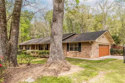3360 Embry Hills Dr, Atlanta, GA 30341