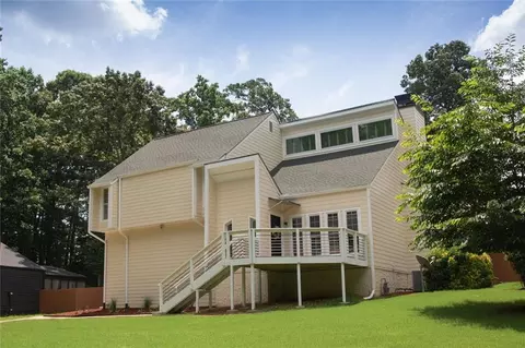 5048 Rebel Ridge Ct NW, Peachtree Corners, GA 30092