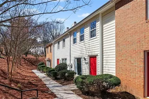 161 Holcomb Ferry Rd, Roswell, GA 30076