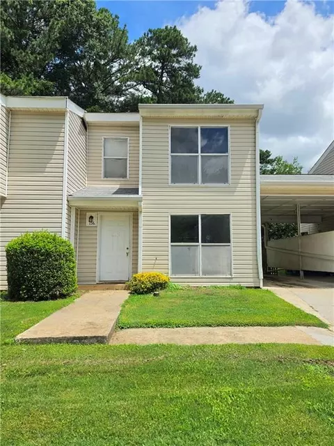 156 Governors Dr, Forest Park, GA 30297