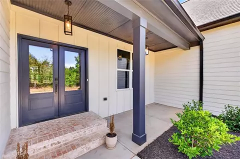 Exterior - 61 Caden Ln, Athens, GA 30607 photo 6 of 16