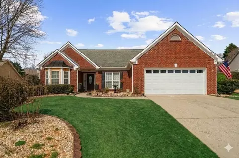 8565 Meadowgrove Ln, Gainesville, GA 30506