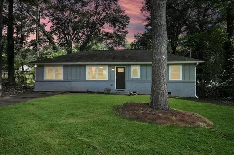 551 Floyd Dr SE, Smyrna, GA 30082