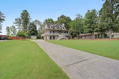 62 River Walk Pkwy, Euharlee, GA 30145