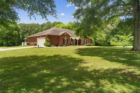 302 Tate Bend Rd NW, Calhoun, GA 30701