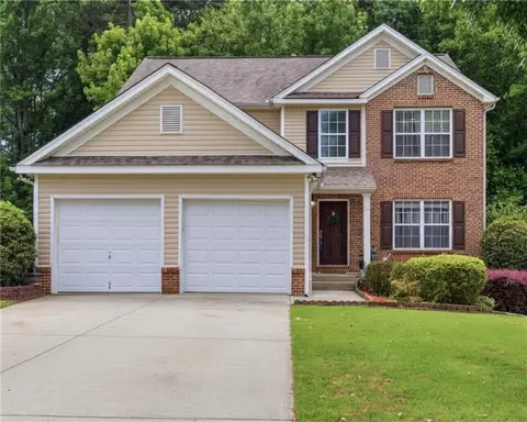 1101 Pine Acre Dr NE, Sugar Hill, GA 30518