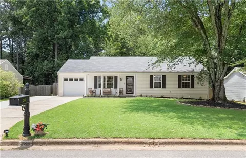 265 Birch Rill Dr, Alpharetta, GA 30022