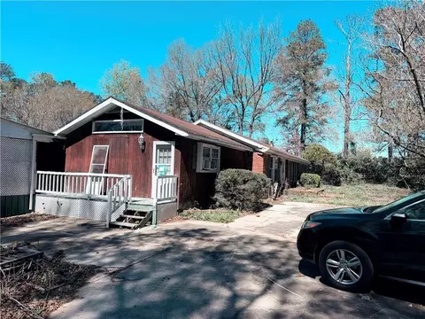 103 Lake Rd, Kathleen, GA 31047