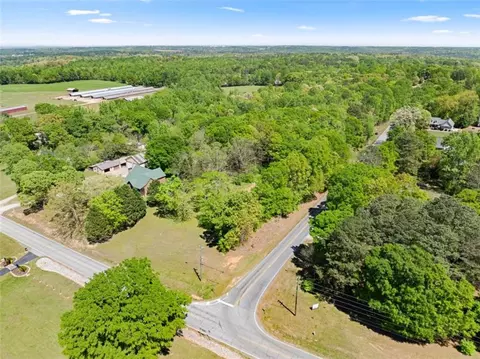 View/Area - 4346 Woods Bridge Rd, Commerce, GA 30529 photo 7 of 13