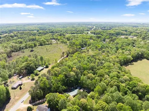 View/Area - 4346 Woods Bridge Rd, Commerce, GA 30529 photo 11 of 13