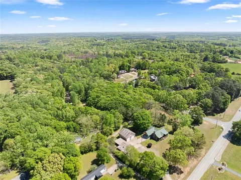 View/Area - 4346 Woods Bridge Rd, Commerce, GA 30529 photo 10 of 13