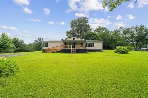 504 Brandon Dr, Resaca, GA 30735
